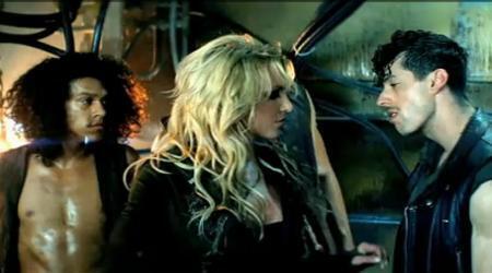 Britney Spears - Criminal