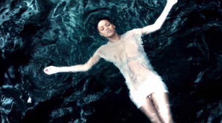 Rihanna - Diamonds