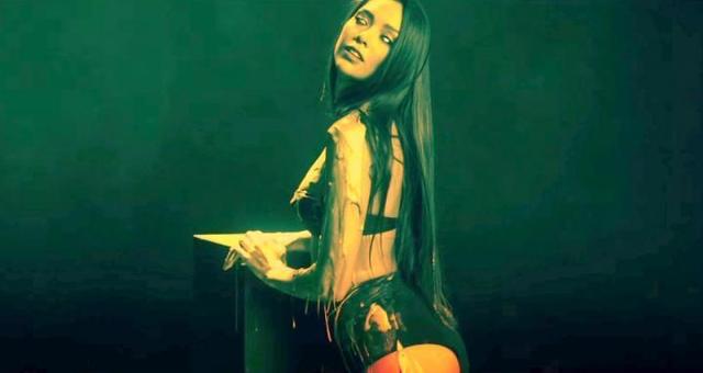 Juicy J - For Everybody ft. Wiz Khalifa, R. City