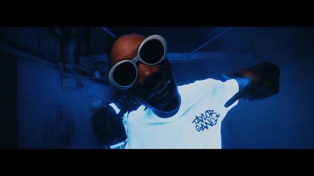 Wiz Khalifa ft. Travis Scott - Bake Sale