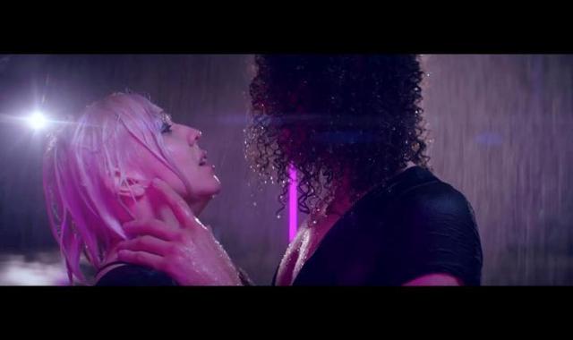 Em Rossi - Young Hearts