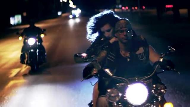 Laura Pausini - Chiedilo Al Cielo