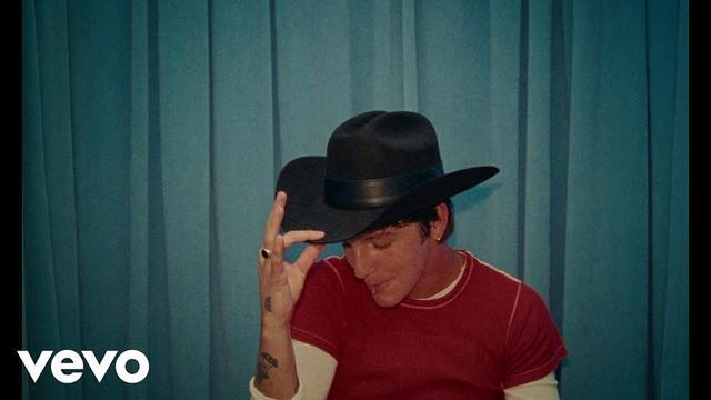 ROLE MODEL - Look At That Woman