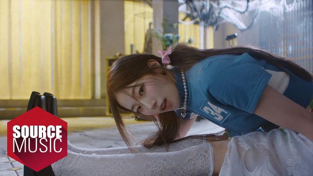 LE SSERAFIM - DIFFERENT