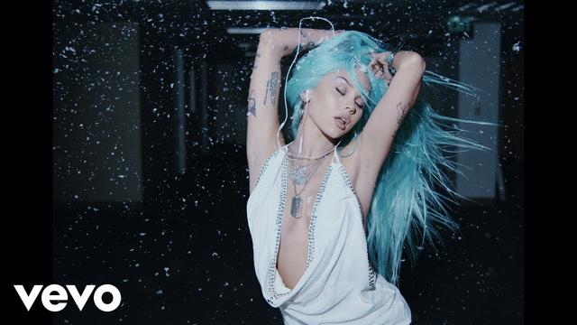 Maggie Lindemann - one of the ones