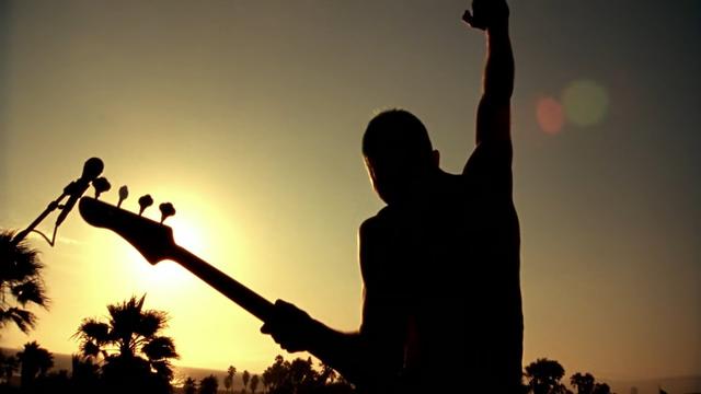 Red Hot Chili Peppers - The Adventures of Rain Dance Maggie