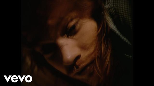 Guns N Roses - Estranged