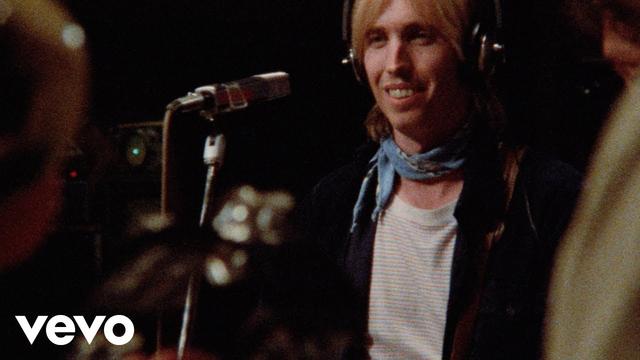 Tom Petty, The Heartbreakers - Between Two Worlds