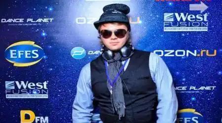 Chris Parker - Space