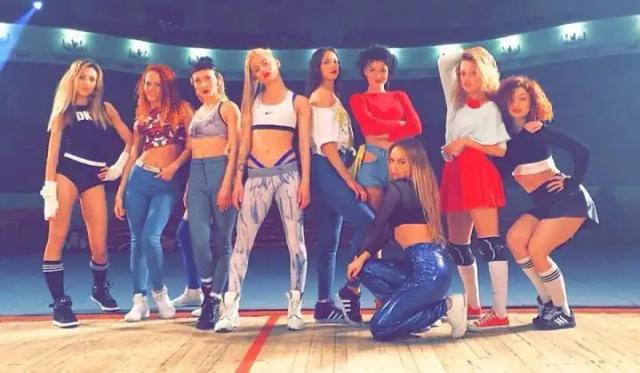 Quest Pistols ft. MONATIK - Мокрая