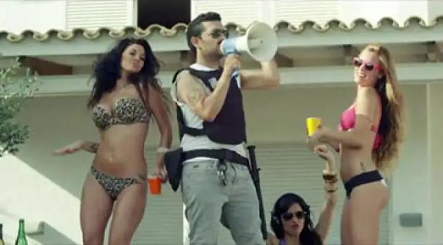 Sak Noel - I Am The Law