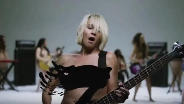 AWOLNATION - Woman Woman