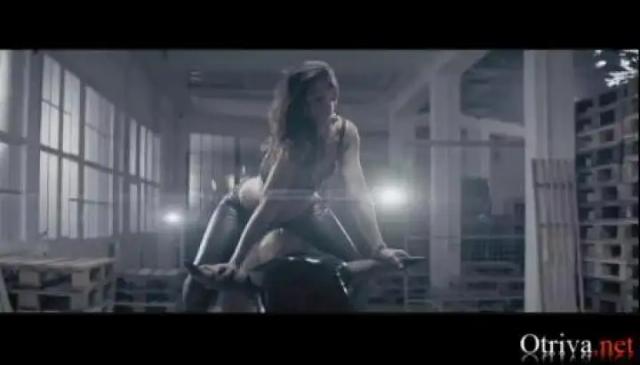 USO ft. Kato - Klapper Af Den