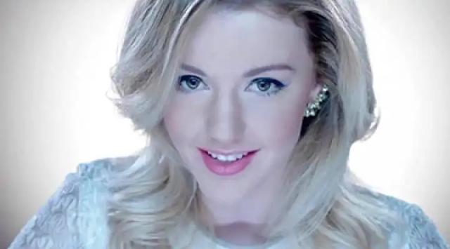 Земляне и звезды российской эстрады - Трава у дома