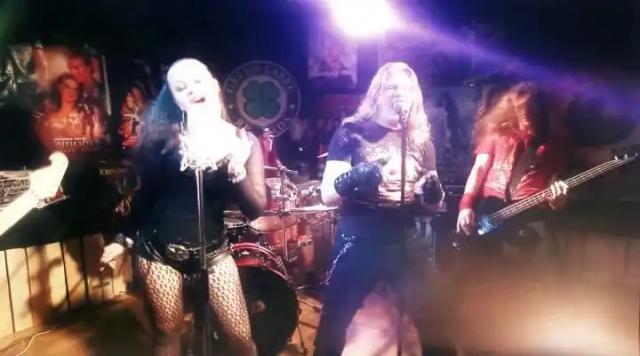 Xe-NONE - Cyber Girl