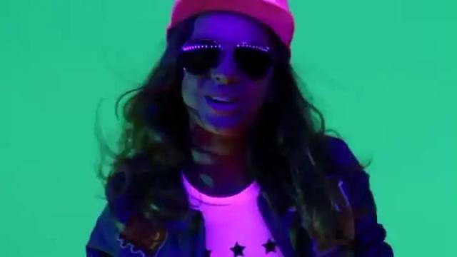 Nicole-Mari - La La La