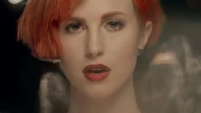 Zedd ft. Hayley Williams - Stay The Night