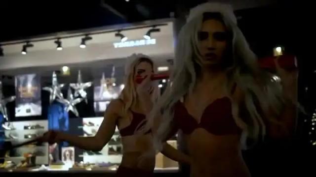 Rebecca and Fiona - Cold As X-mas