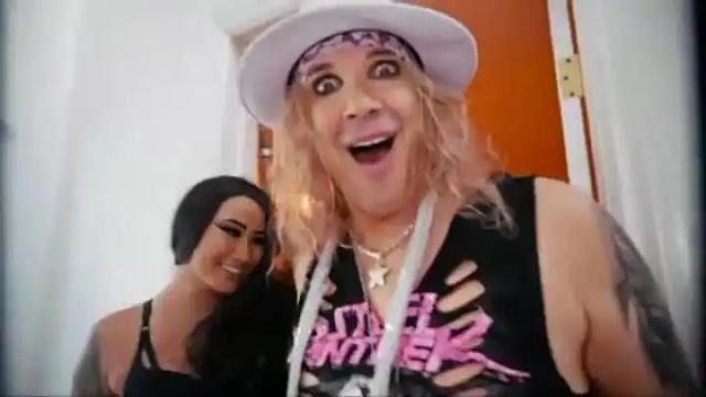 Steel Panther - Poontang Boomerang