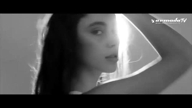 JuicyTrax and Aldor ft. Amber Revival - Babys Got A Secret