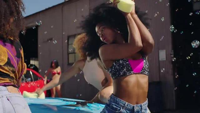 Big Boi ft. Adam Levine - Mic Jack