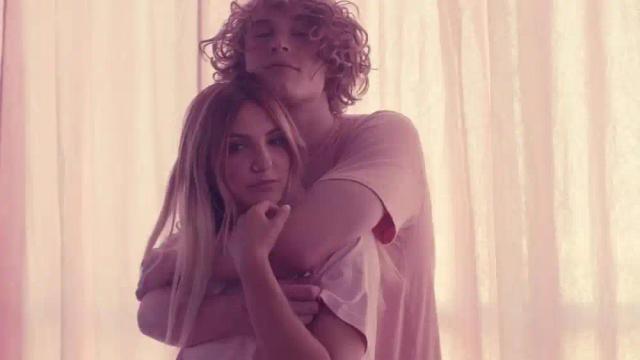 Julia Michaels - Uh Huh