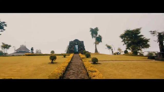 Major Lazer ft. Selena Gomez - Hollow