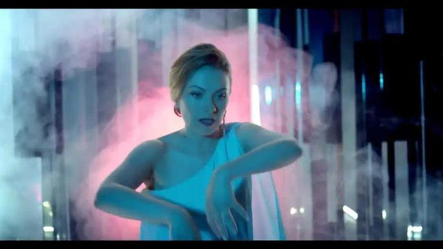 Mariya L - На расстоянии