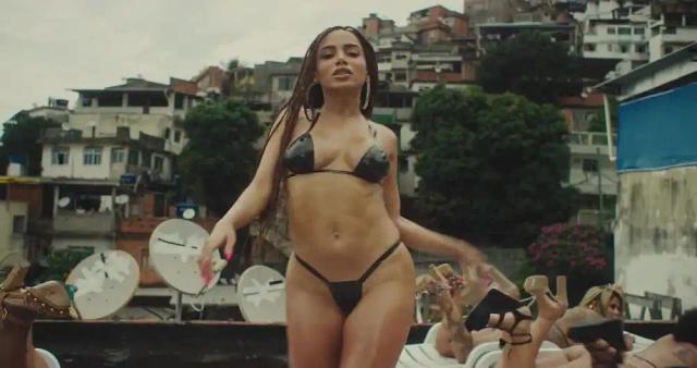 Anitta, Mc Zaac, Maejor ft. Tropkillaz - Vai Malandra
