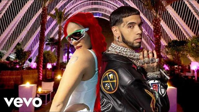 Peso Pluma and Karol G - Ayer Te Vi Solita