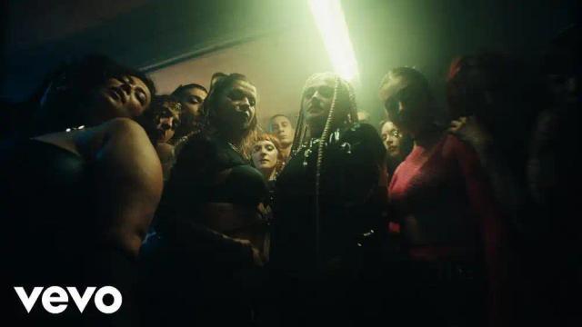 Alessandra Amoroso - Mezzo Rotto