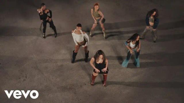 FLO - Walk Like This