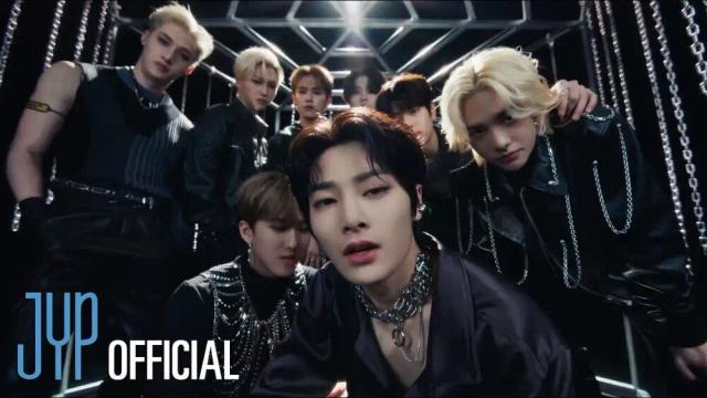 Stray Kids - VENOM
