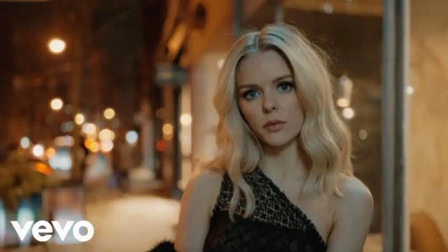 Amanda Jordan - Tonight I Am