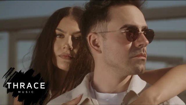 Chris Thrace - Amelia