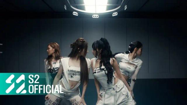 KISS OF LIFE - Lips Hips Kiss