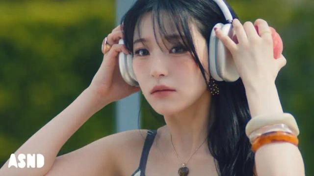 fromis_9 - LIKE YOU BETTER