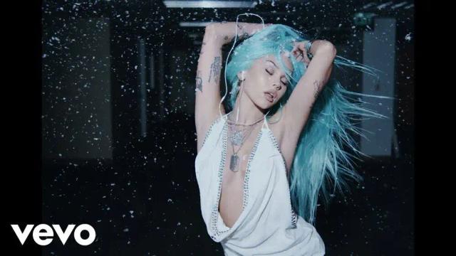 Maggie Lindemann - one of the ones