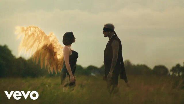 Chris Brown - Holy Blindfold