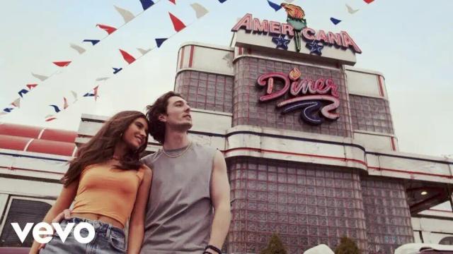 Bon Jovi - Red, White and Jersey