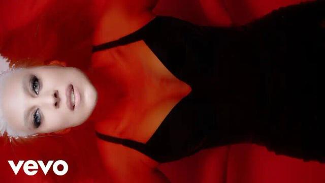 Monica Naranjo - Por Un Like