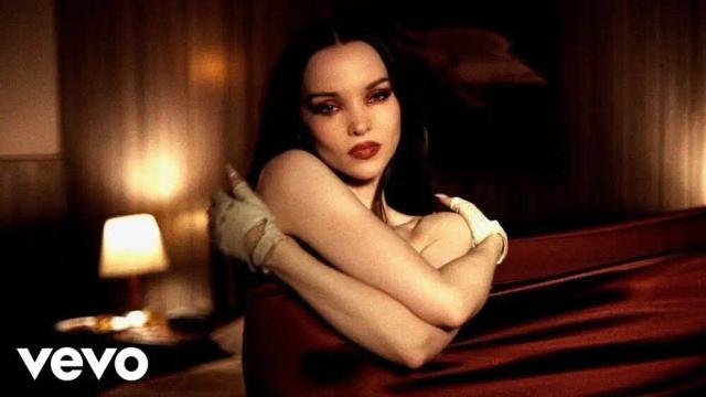 Dove Cameron - Romeo