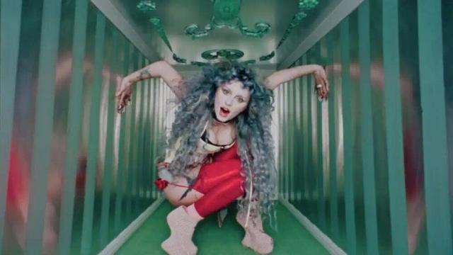 Ashnikko - Itty Bitty