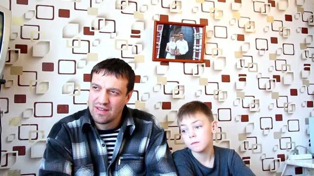 Вячеслав Антонов - Апрель