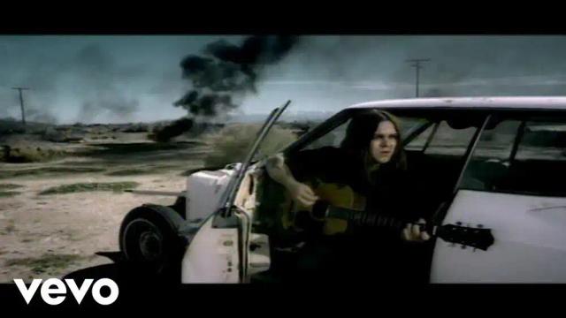 Seether, Amy Lee - Broken