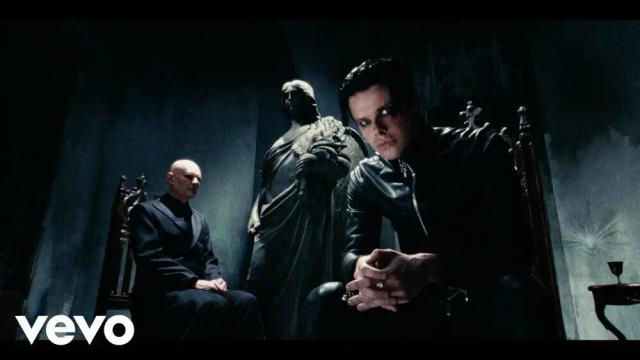 YUNGBLUD, The Smashing Pumpkins - Zombie