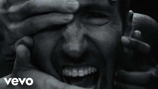 Nine Inch Nails - As Alive As You Need Me To Be