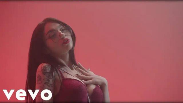 MVDNES, 7VVCH - Bailar