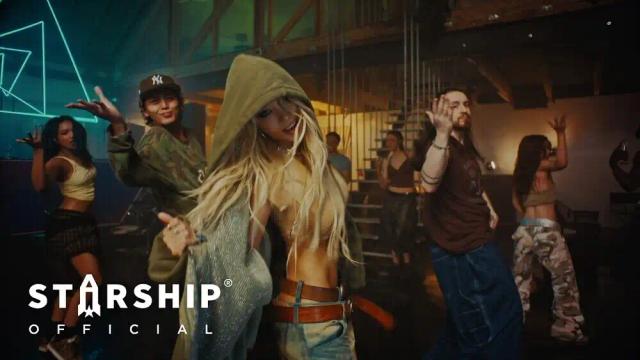 DAYOUNG - What is a girl to do