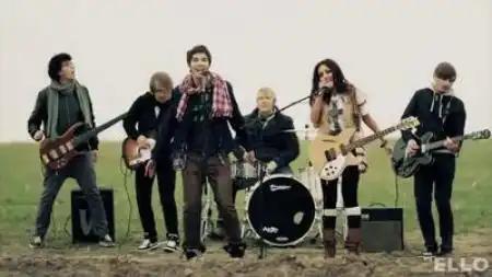 Пара Нормальных - По улицам Москвы